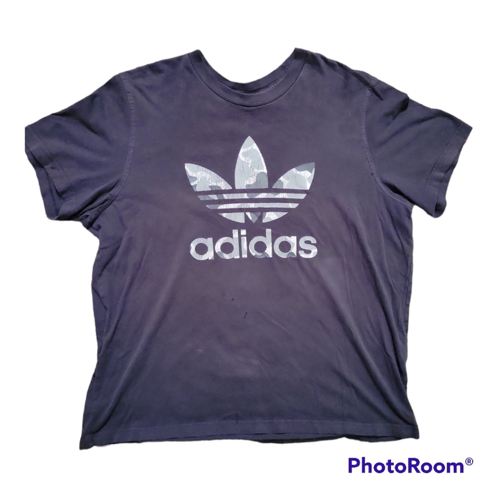 Vintage Black Addidas T-shirt